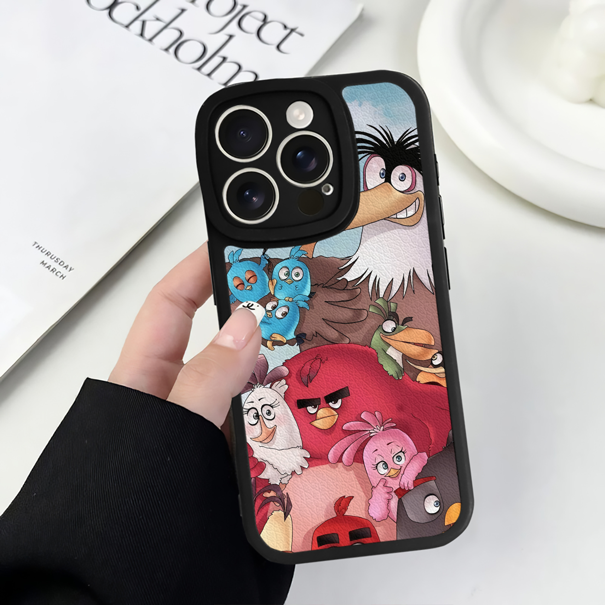 （画像用） Angry Birds アングリーバード 【iPhone 16シリーズ対応】シリコンスマホケース（レザー調） 材質：シリコン